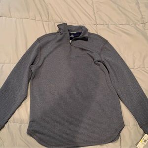 Medium mens quarter zip